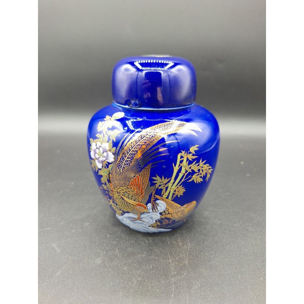 GORGEOUS VINTAGE COBALT BLUE FLORAL DESIGN GINGER JAR UCGC